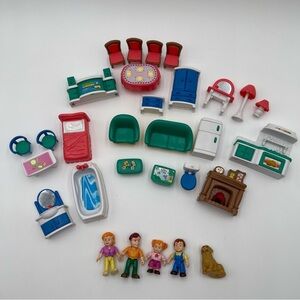 Fisher Price My First Dollhouse Lot Figures Furniture Kitchen Bathroom 30 Pieces